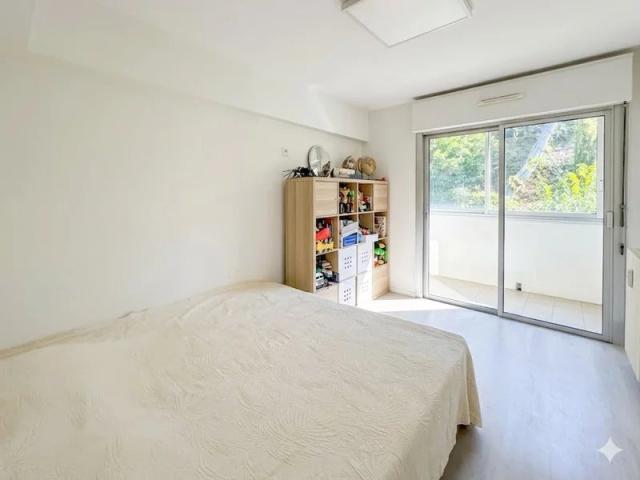 3 bedroom Apartment in Antibes