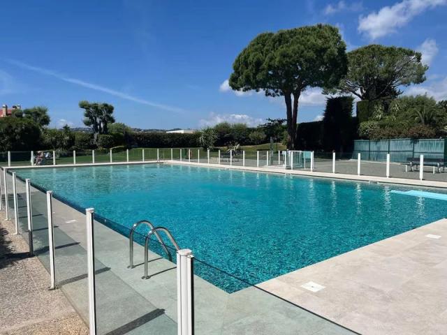 3 bedroom Apartment in Antibes