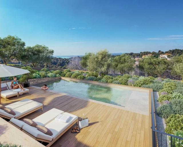 4 bedroom Villa in Saint-Laurent-du-Var