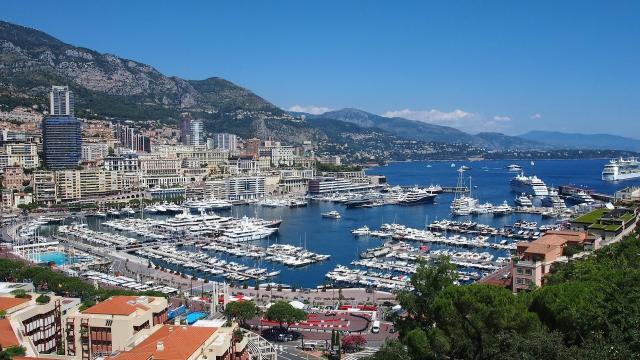 4 bedroom Apartment in Beausoleil