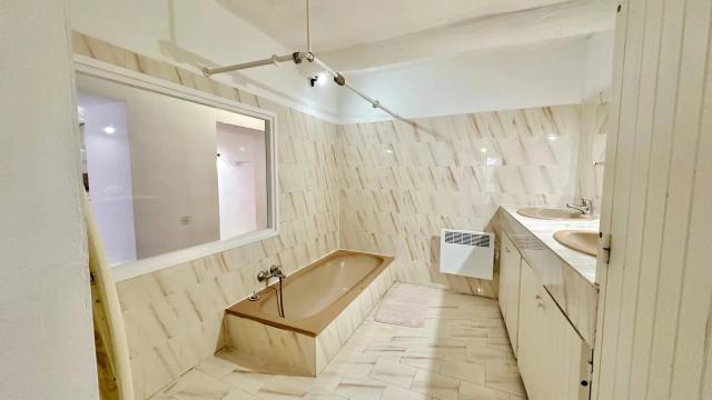 2 bedroom Apartment in Cagnes-sur-Mer