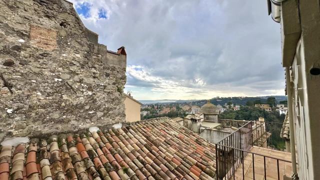 2 bedroom Apartment in Cagnes-sur-Mer
