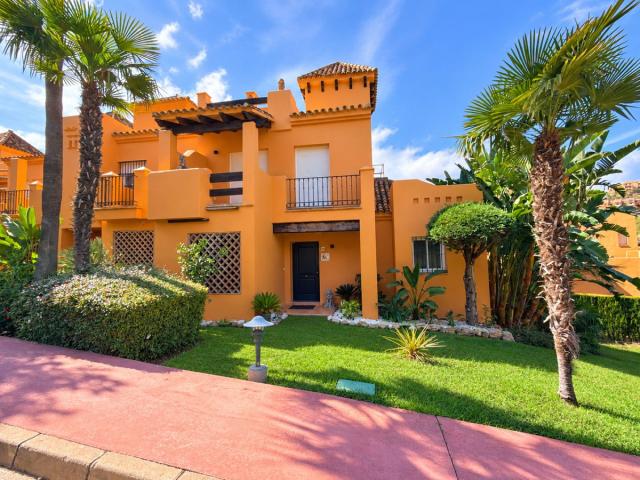 4 bedroom Townhouse in Benahavís