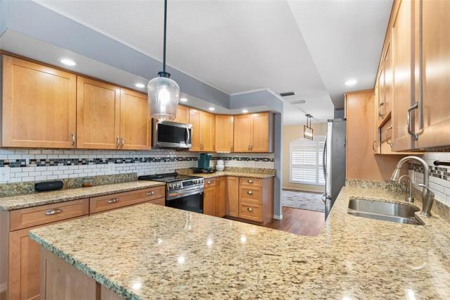 2861 POND VIEW DRIVE,HAINES CITY,Polk,Residential