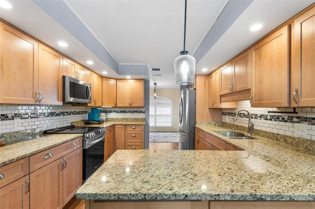 2861 POND VIEW DRIVE,HAINES CITY,Polk,Residential