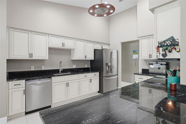 130 E BAHAMA ROAD,WINTER SPRINGS,Seminole,Residential