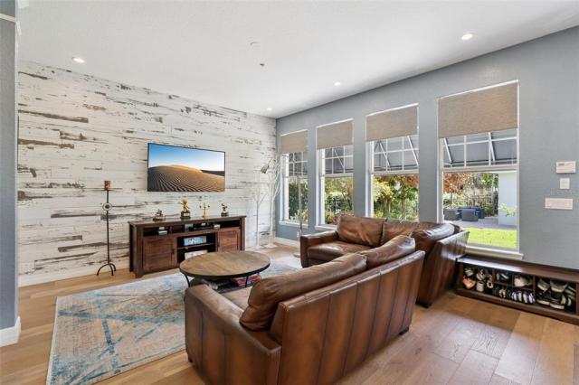 925 HANLEY ALLEY,ORLANDO,Orange,Residential