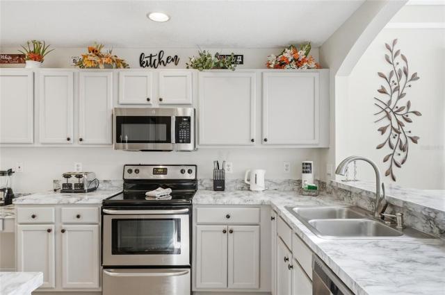 8426 SECRET KEY COVE,KISSIMMEE,Osceola,Residential