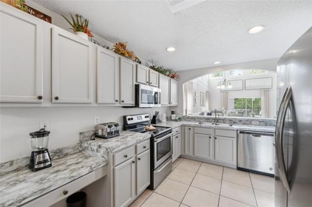 8426 SECRET KEY COVE,KISSIMMEE,Osceola,Residential