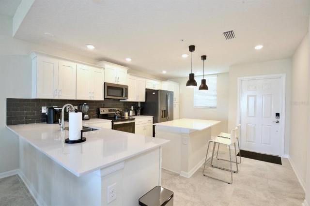 3150 PARADOX CIRCLE UNIT 305,KISSIMMEE,Osceola,Residential