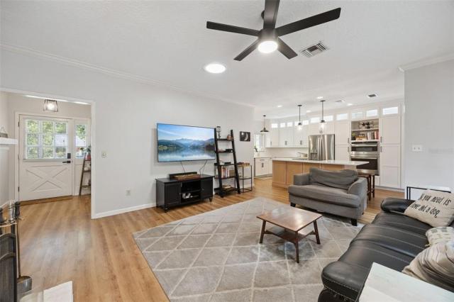 672 VISTAWILLA DRIVE,WINTER SPRINGS,Seminole,Residential