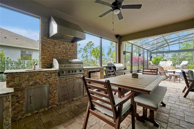 9827 BEACH PORT DRIVE,WINTER GARDEN,Orange,Residential