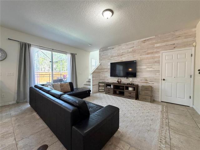 720 LAS FUENTES DRIVE,KISSIMMEE,Osceola,Residential