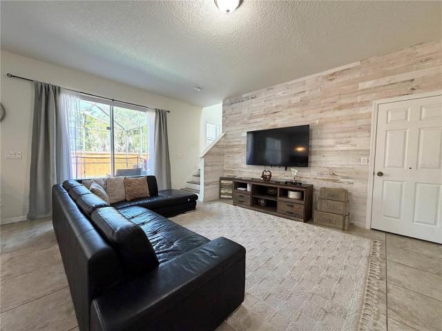 720 LAS FUENTES DRIVE,KISSIMMEE,Osceola,Residential