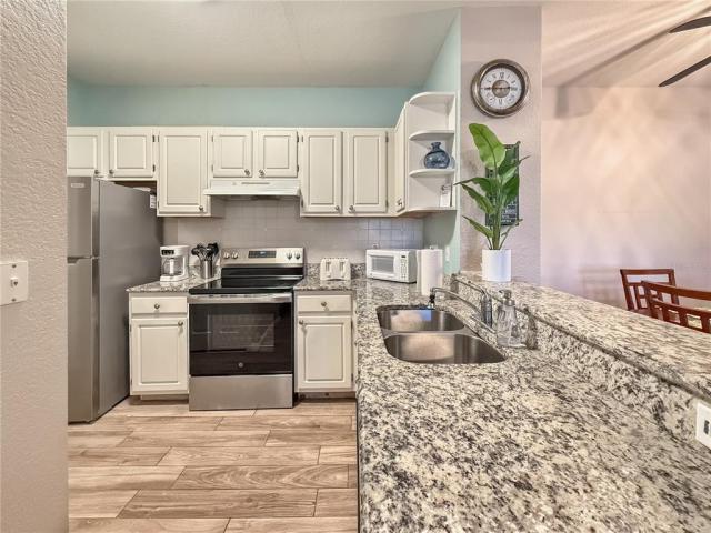 8815 DUNES COURT UNIT 105,KISSIMMEE,Osceola,Residential