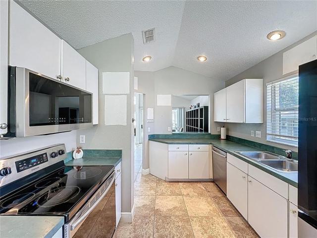 2213 MALLORY CIRCLE,HAINES CITY,Polk,Residential