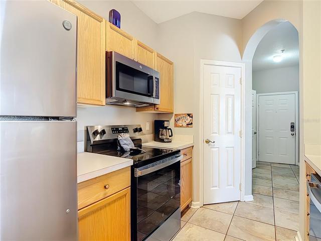 8100 PRINCESS PALM LANE UNIT 101,KISSIMMEE,Osceola,Residential