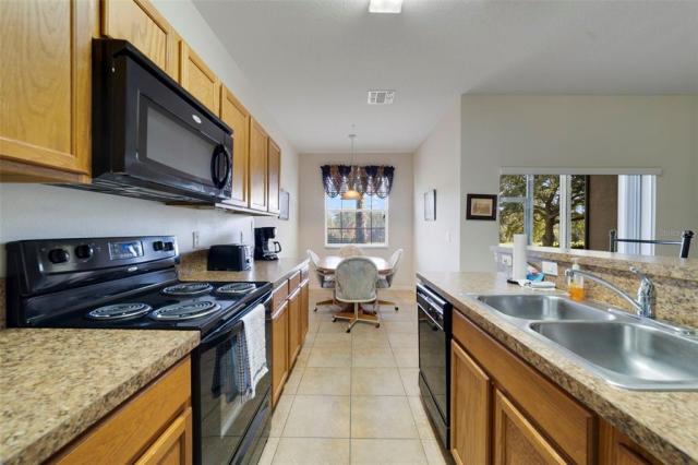 2827 OAKWATER DRIVE,KISSIMMEE,Osceola,Residential