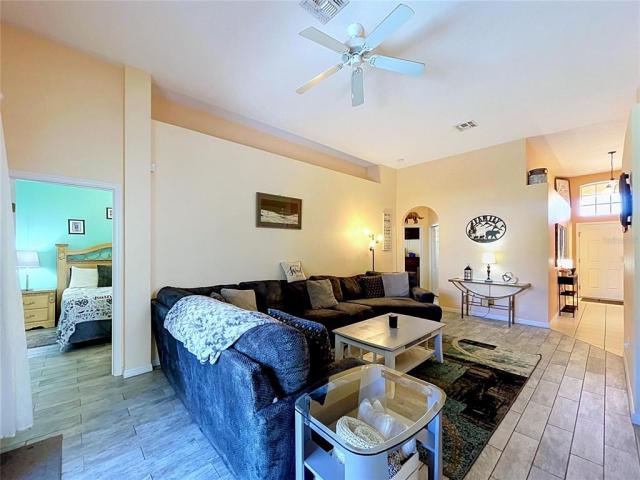 189 MINNIEHAHA CIRCLE,HAINES CITY,Polk,Residential