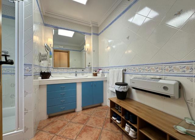 4 bedroom Country House in Abaran