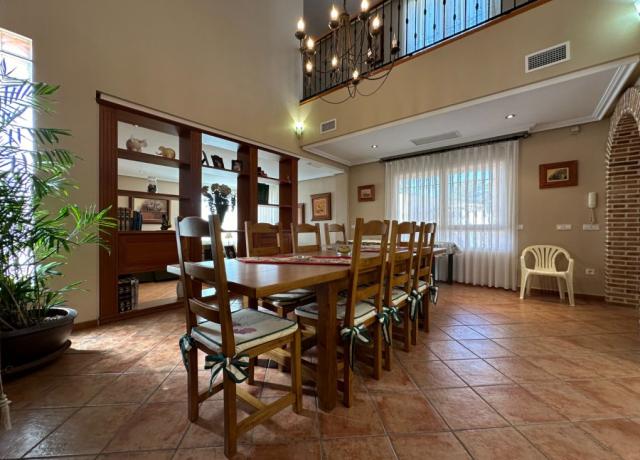 4 bedroom Country House in Abaran