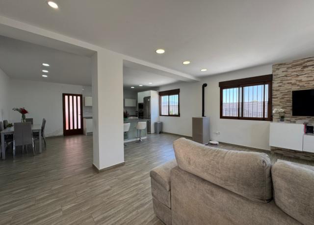 3 bedroom Country House in Lorquí