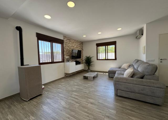 3 bedroom Country House in Lorquí