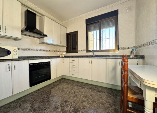 4 bedroom Country House in Cieza