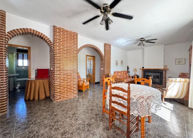 4 bedroom Country House in Cieza