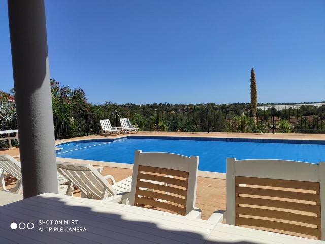 4 bedroom villa in Moncarapacho