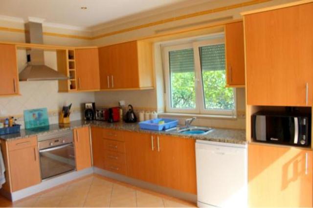 4 bedroom villa in Moncarapacho