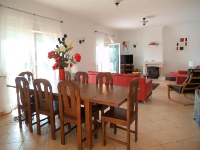 4 bedroom villa in Moncarapacho