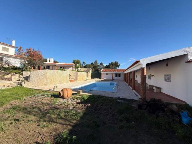 5 bedroom villa in Caldas da Rainha