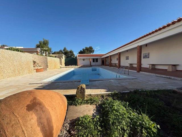 5 bedroom villa in Caldas da Rainha