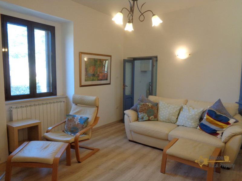 Wonderfully restored house in the countryside near the coast. Poggiofiorito.