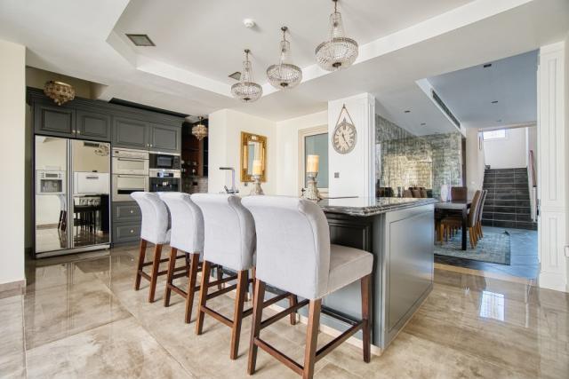 4 bedroom Detached Villa in Paramali