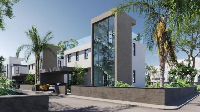 4 bedroom Detached Villa in Geroskipou