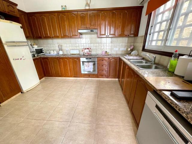 4 bedroom Detached Villa in Tala