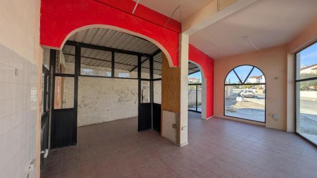 Buildings for sale in Anafotida