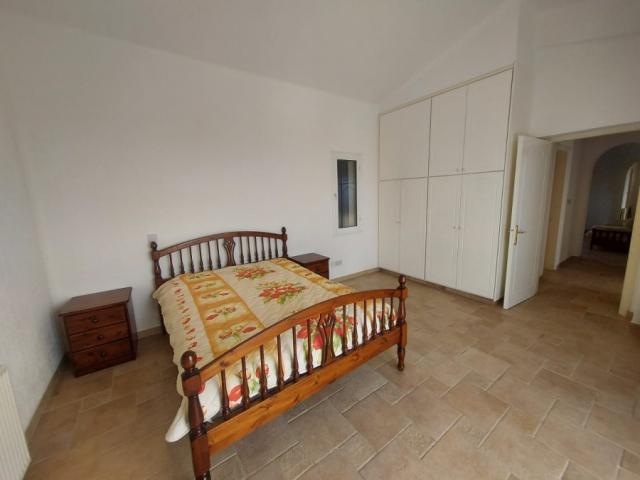 5 bedroom Detached Villa in Tsada