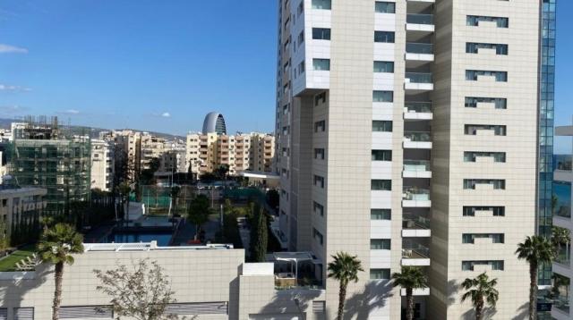 4 bedroom Penthouse in Neapolis