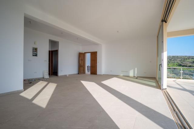 5 bedroom Detached Villa in Tala