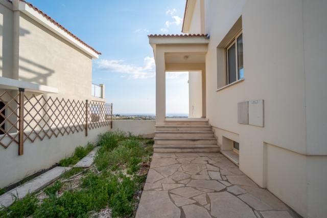 5 bedroom Detached Villa in Tala