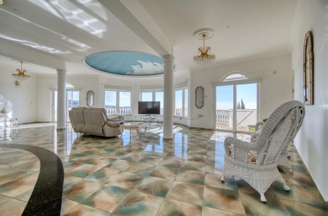 5 bedroom Detached Villa in Tala