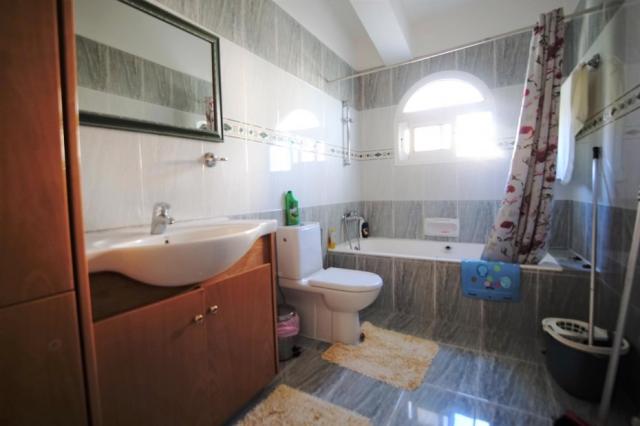 6 bedroom Detached Villa in Tala