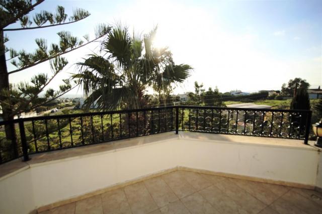 6 bedroom Detached Villa in Tala