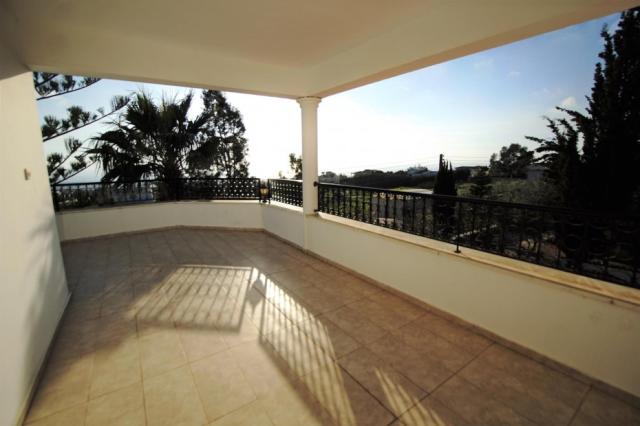 6 bedroom Detached Villa in Tala