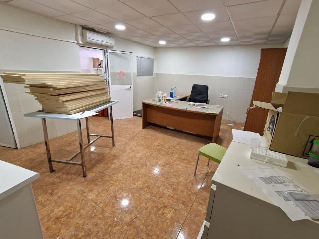 Commercial Property for sale in Puente don Manuel