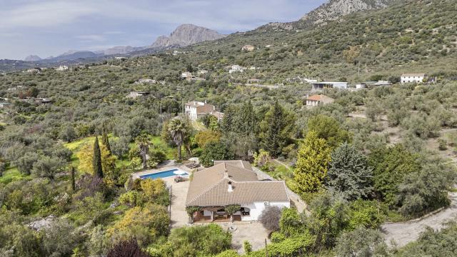 5 bedroom Villa in Periana