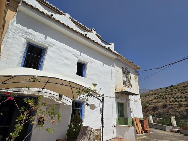 2 bedroom Village House in Vinuela